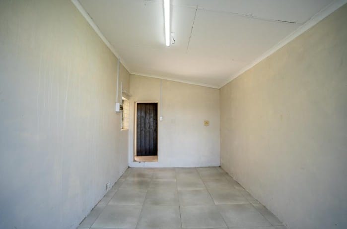 To Let 1 Bedroom Property for Rent in Amalinda Eastern Cape